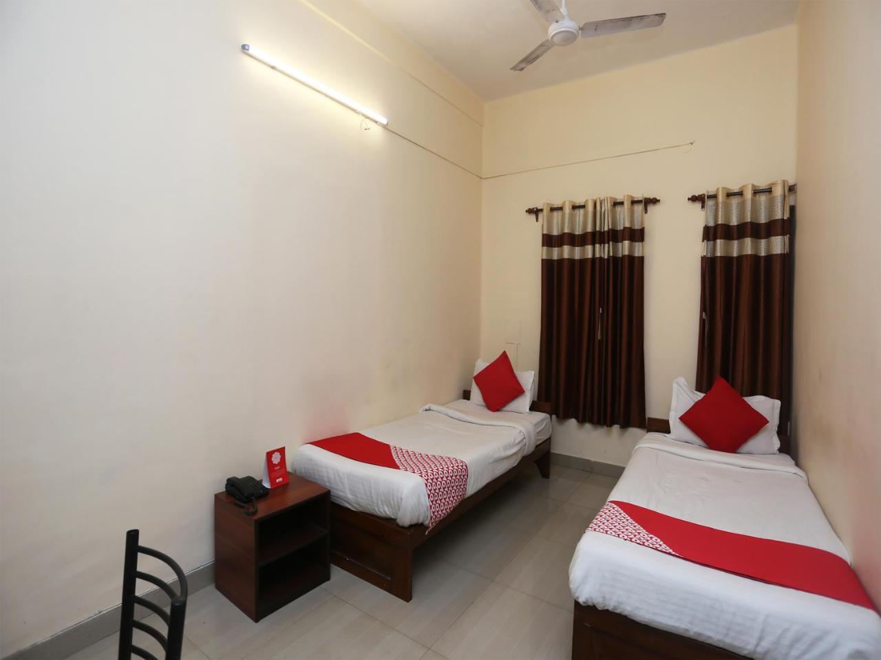 Oyo 9001 Hotel East West Calcutta Extérieur photo