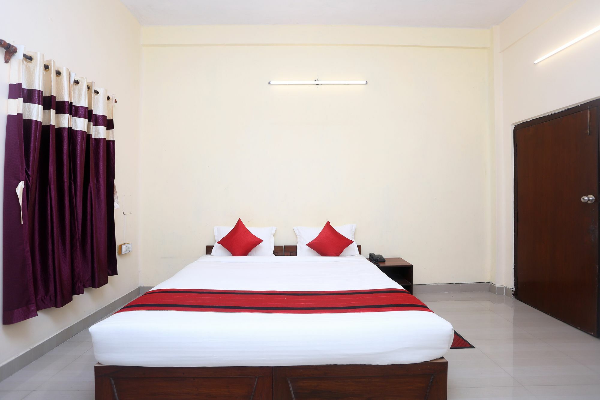 Oyo 9001 Hotel East West Calcutta Extérieur photo