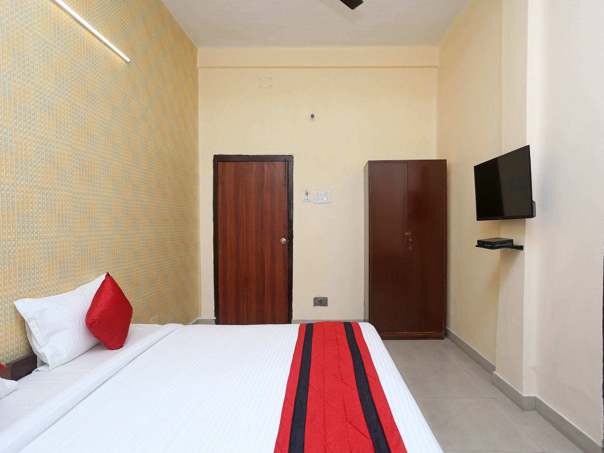 Oyo 9001 Hotel East West Calcutta Extérieur photo